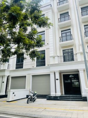 Cho thuê giá 35 triệu nhà phố 144m Manhattan Glory Vinhomes Grand Park