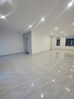 CHO THUE NHÀ PHỐ HOÀN THIỆN THANG MÁY DIỆN TÍCH 126M VINHOMES GRAND PARK