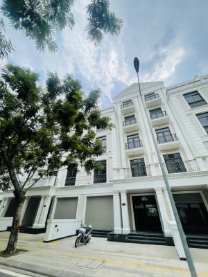 VINHOMES GRAND PARK BÁN NHÀ PHỐ 144M 1 CĂN CÒN LẠI DUY NHẤT TRÊN THỊ TRƯỜNG