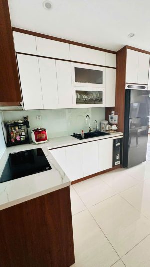 VINHOMES GRAND PARK - Căn hộ 2pn+ full nội thất view hồ bơi giá chỉ 3 tỷ 280   ORIGAMI